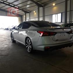 نیسان ئەلتیما